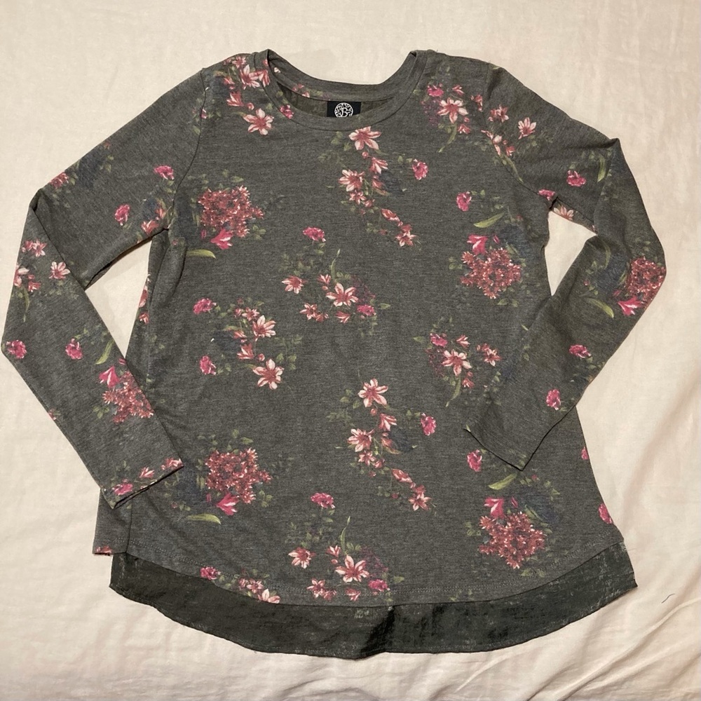 Bobeau Floral Knit Blouse Layered with Shimmering Fabric & Split Back with Bow